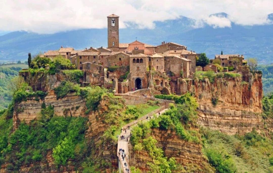 Juliet Holiday House Villa Castiglione In Teverina Exterior photo